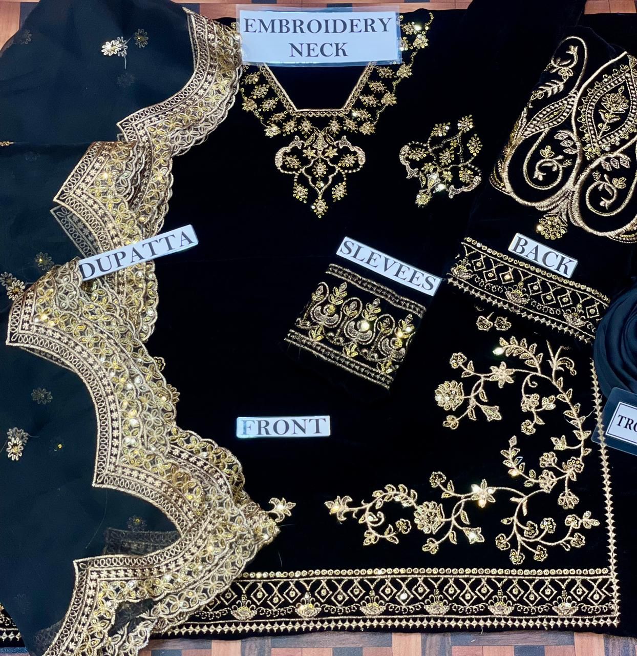 BAROQUE -3PC FANCY HEAVY EMBROIDERED VELVET DRESS WITH 4 SIDE EMBROIDERED HEAVY ORGANZA DUPATTA- FPW-89