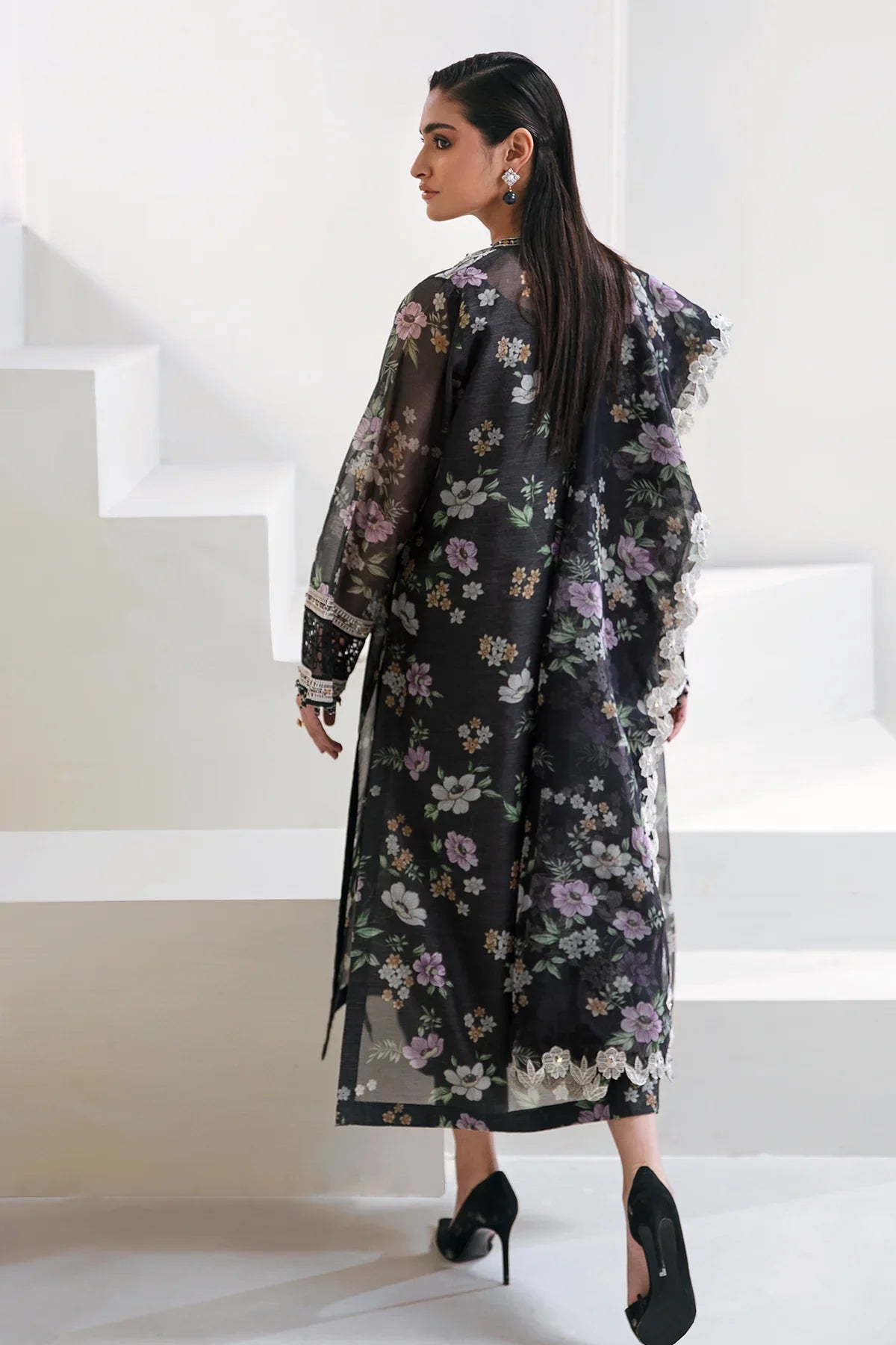 BAROQUE -3PC PRINTED LINEN DRESS WITH PRINTED LINEN DUPATTA- FW-35