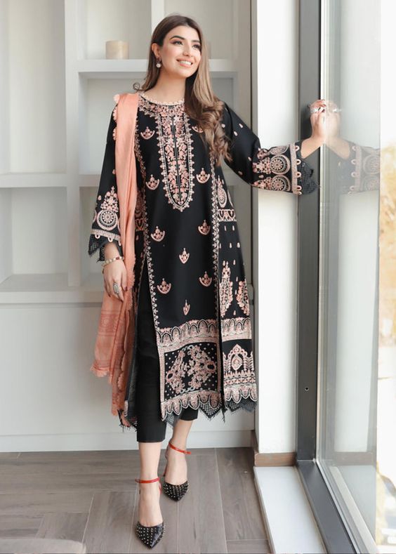 ZAIB -3PC EMBROIDERED LINEN DRESS WITH EMBROIDERED CHIFFON DUPATTA- FW-33